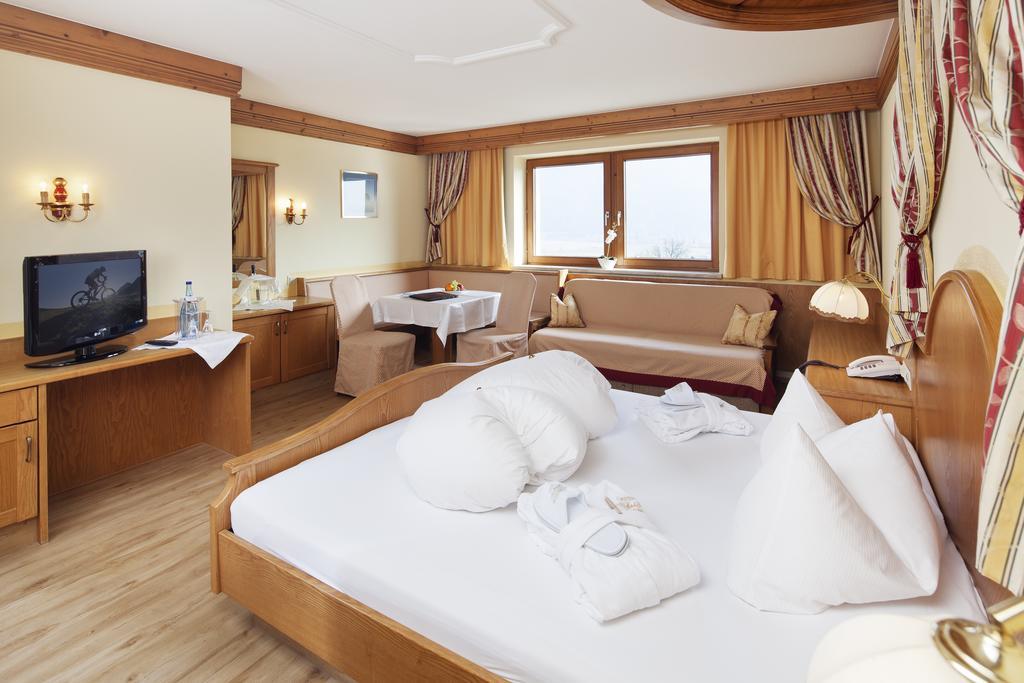 Hotel Magdalena Im Zillertal - Urlaub Mit Hund Ried im Zillertal Exteriér fotografie